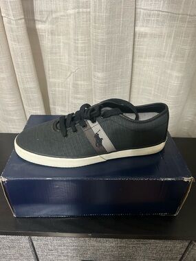 Men’s Polo Shoes Size 9